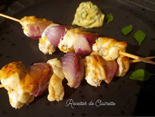 Brochettes de lotte et mayonnaise au basilic