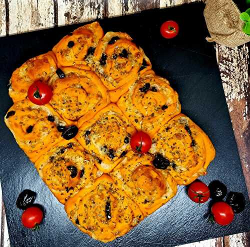 Rolls tomate olives et mozza