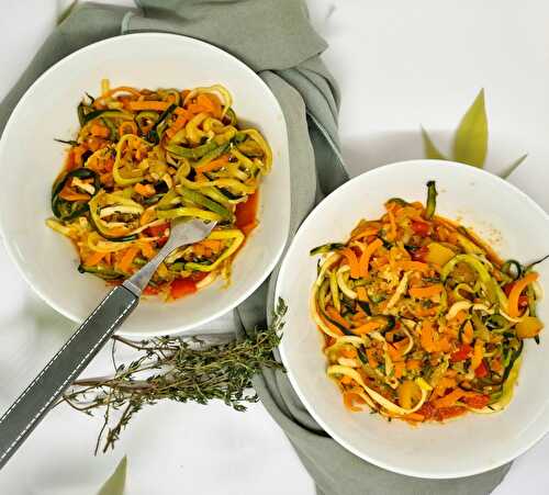 Spaghettis de légumes sauce poivron
