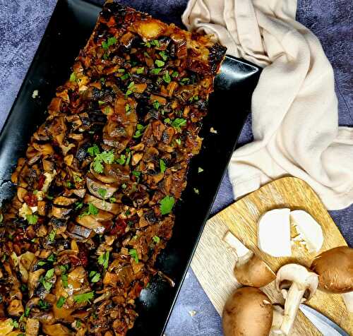 Tatin aux champignons, chèvre et tomates confites