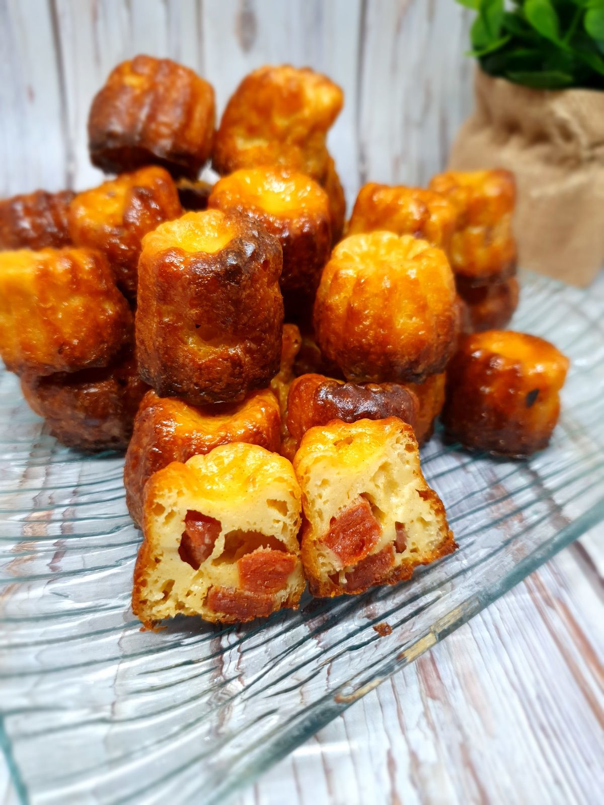 Cannelés au chorizo et beaufort