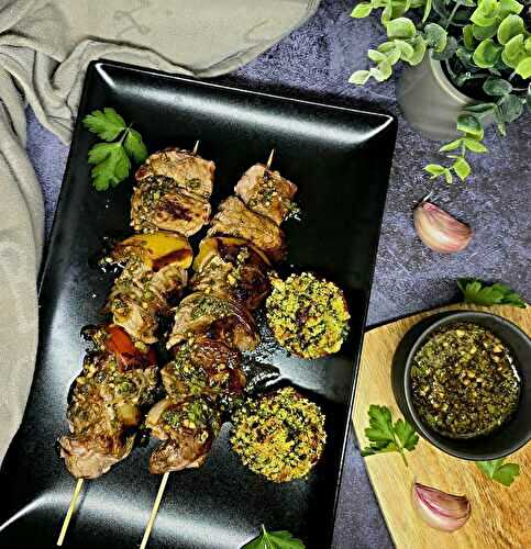 Brochettes de bœuf sauce chimichurri