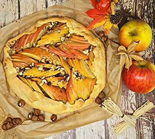 Tarte rustique pommes, noisettes et miel