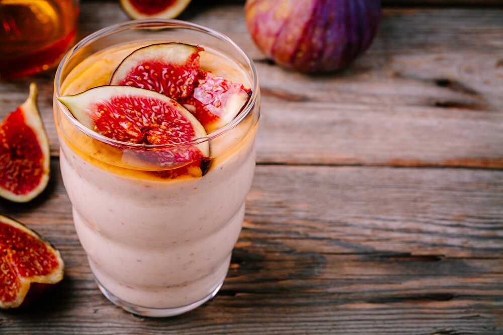 Smoothie matinal aux figues et au miel