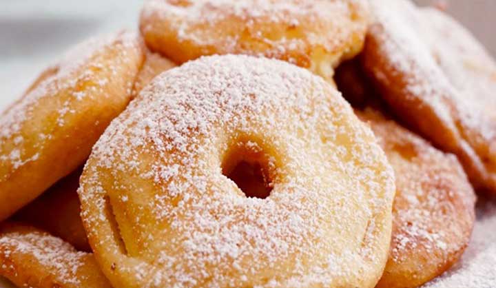 Beignets aux pommes : les étapes simples pour les préparer au four