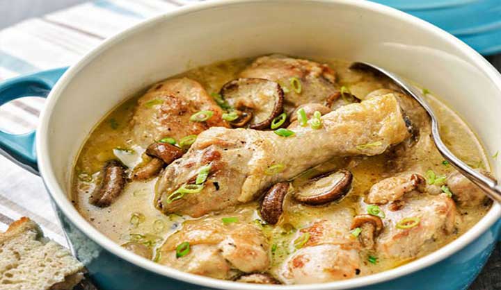 Cocote de poulet aux champignons, un délicieux plat