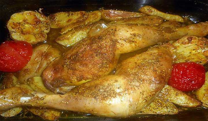 Cuisses de poulet,pommes de terre à la marocaine