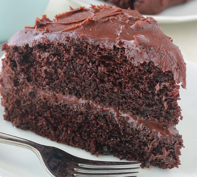 Gâteau au chocolat moelleux avec une Ganache