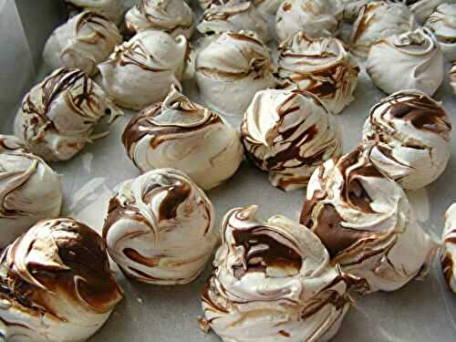 Meringues Marbrées au Chocolat