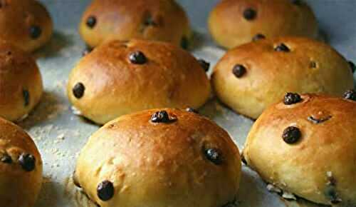 PETITES BRIOCHES AUX PÉPITES DE CHOCOLAT