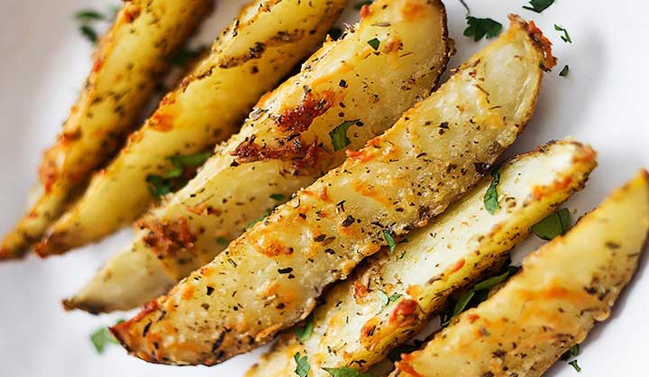 Pommes de terre cuite à l’ail et au parmesan