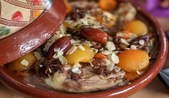 TAJINE DE POULET AUX ABRICOTS