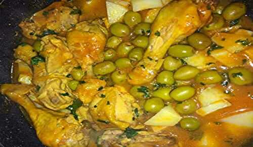 Tajine de poulet aux olives et ses pommes de terre