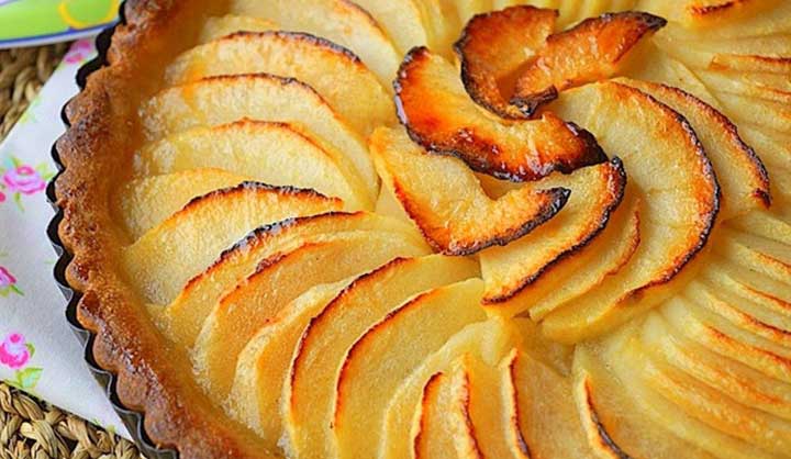 Tarte aux pommes (la meilleure)