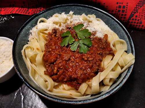 Tagliatelles à la bolognaise traditionnelle