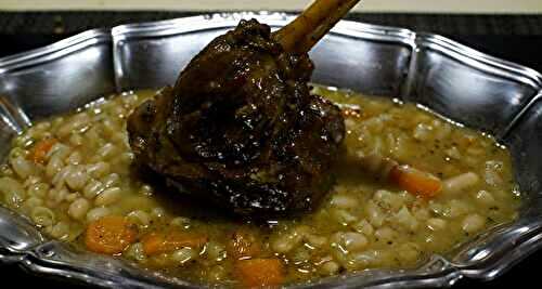 Souris d'agneau aux haricots blancs - Recettes de Papounet