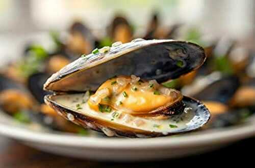 Moules de bouchot à la crème et au vin blanc