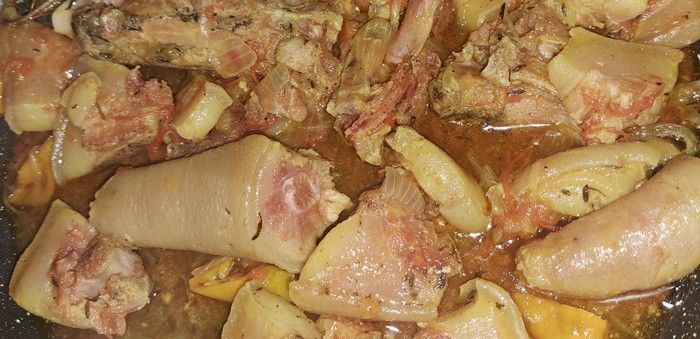 Rougail la queue cochon salée
