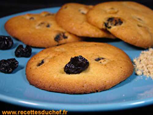 Cookies moelleux cerises noires séchées et farine de lin