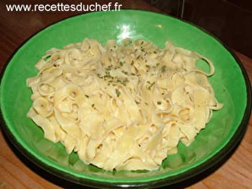 Pâtes fraiches maison : tagliatelles - spaghettis