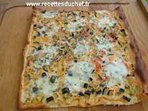 Pizza courgette mozzarella