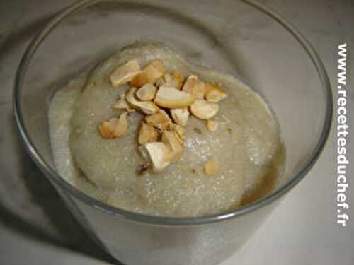 Verrine de lait de coco à la banane et au tapioca