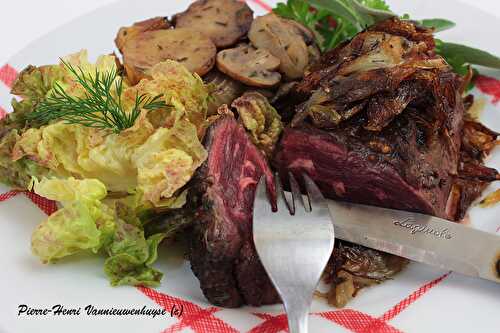 Onglet de boeuf grillé aux chips d'échalotes