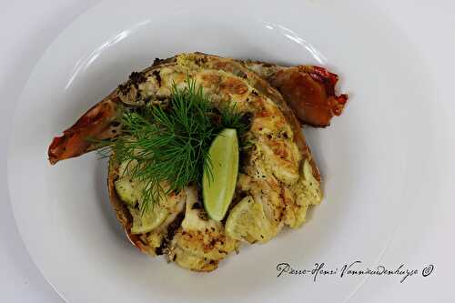 Recette de la Queue de langouste aux achards de citrons verts, vanille de Tahiti