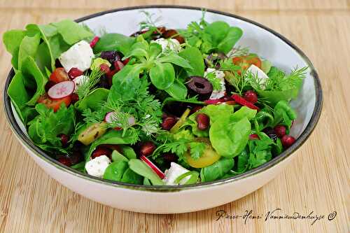 Recette de la salade de pourpier et jeunes pousses à la feta