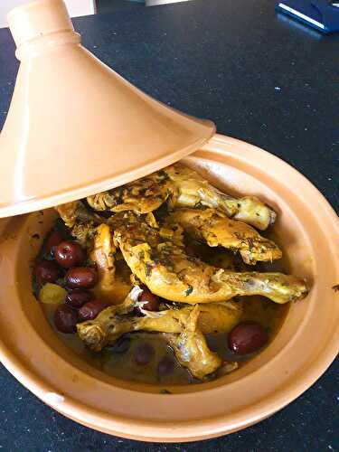 Tajine de poulet aux citrons confits