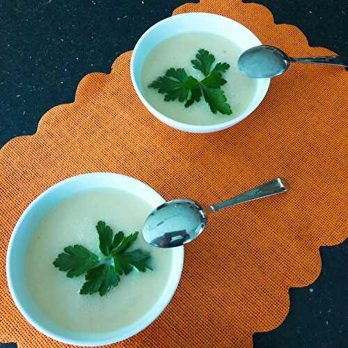 Velouté de céleri à la moutarde aux truffes