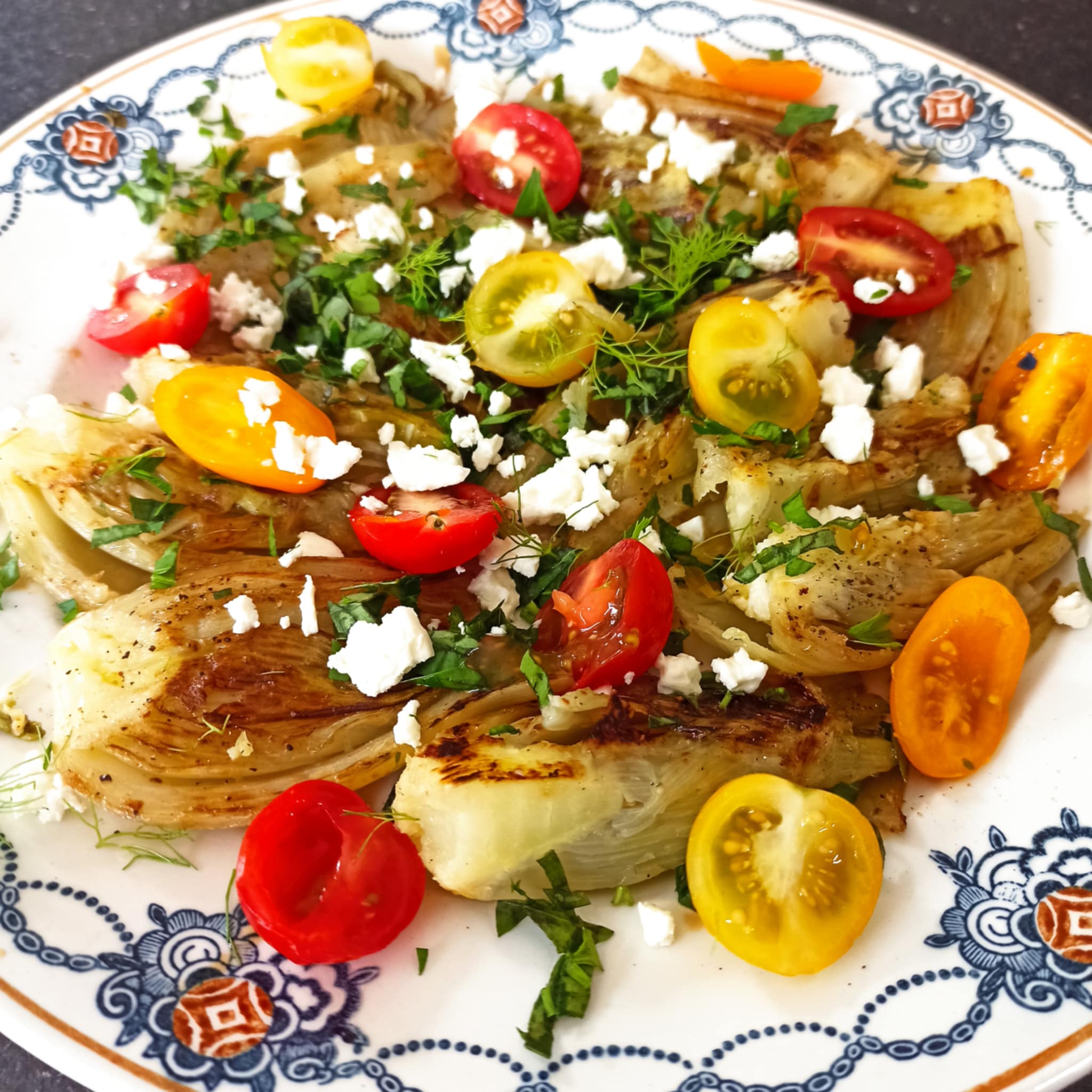 Salade de fenouil tiède à la grenade et à la feta