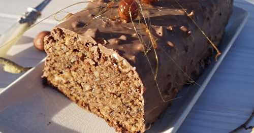 Cake aux noisettes glacé au chocolat (sans gluten)