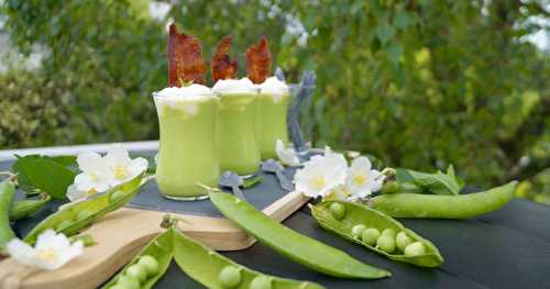 Cappuccino de petits pois au chèvre et à la menthe