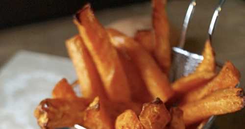 Frites de patate douce au four