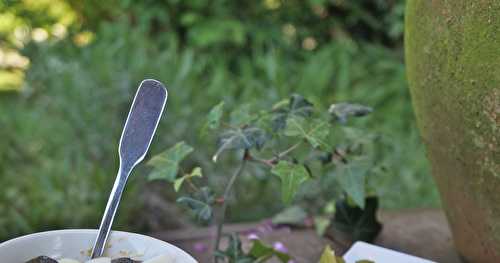 Poireaux vinaigrette aux oeufs durs et aux olives