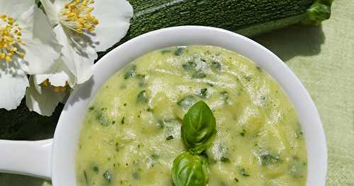 Purée de courgettes au basilic 