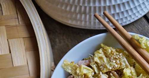 Salade de chou chinois au poulet et au sésame