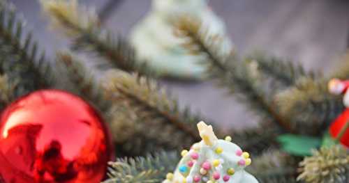 Sapins de Noël meringués à la pistache