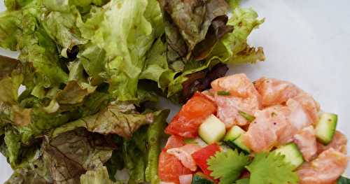 Tartare de saumon aux légumes croquants