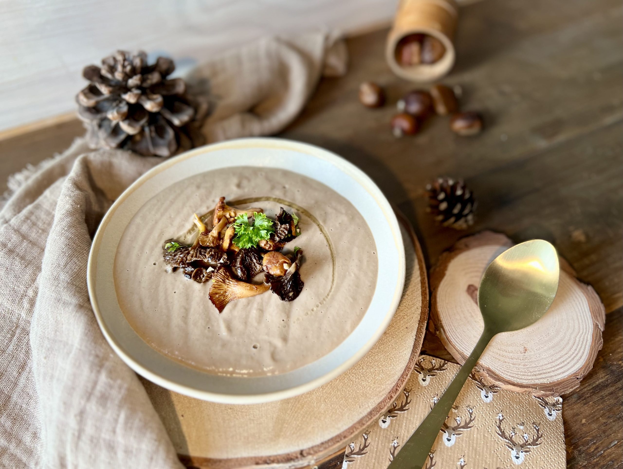 Velouté de champignons et châtaignes