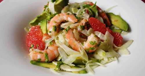 Salade de fenouil aux crevettes, avocat, coriandre et pamplemousse