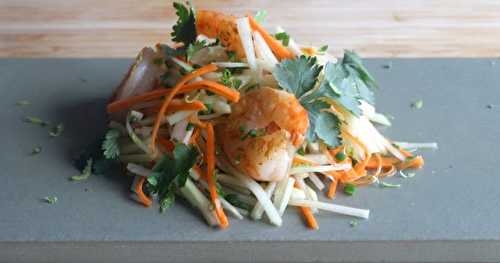 Salade de papaye verte, carottes et crevettes