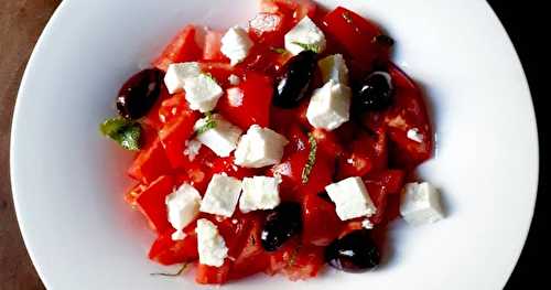 Salade de pastèque et tomate à la feta