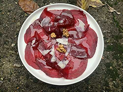 Capaccio de betterave à l'huile de noix