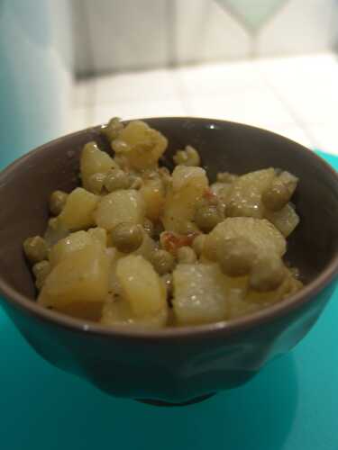 Cocotte de petits pois et pommes de terre