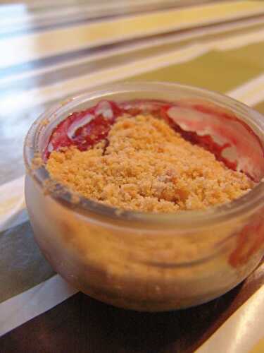 Crumble banane et fraises