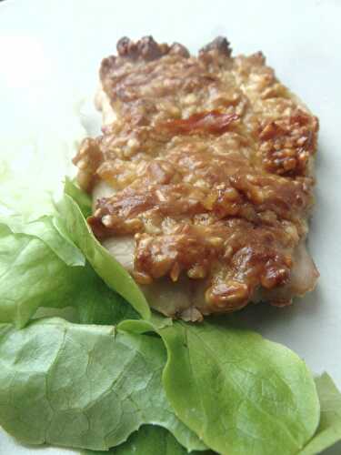 Blancs de poulet en croûte de cacahuètes