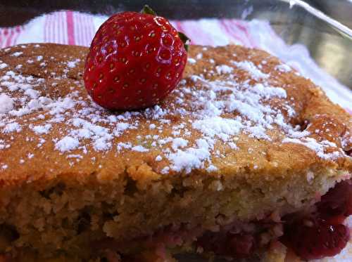 Gâteau moelleux fraise/rhubarbe