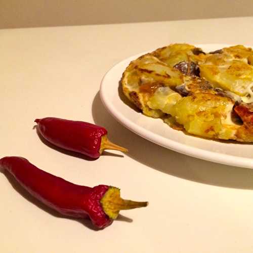 Tortilla aux pommes de terre, chorizo et piquillos - Recettes vertes pour cordons bleus